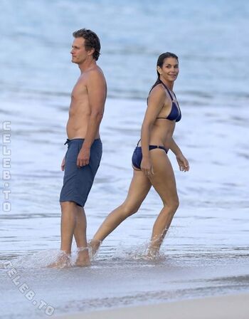 Cindy crawford page leaked private photo uncensored HD quality