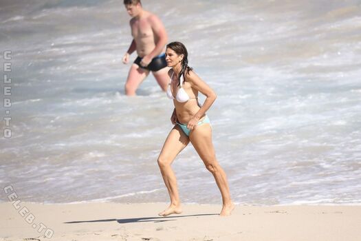 Cindy crawford page leaked private photo uncensored HD quality