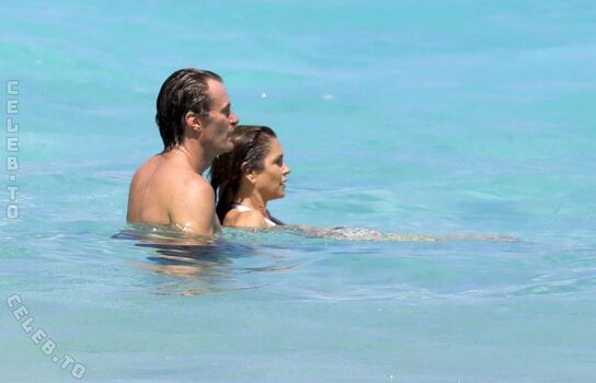 Cindy crawford leaked private photo uncensored HD quality