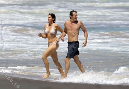 Cindy crawford leaked private photo uncensored HD quality