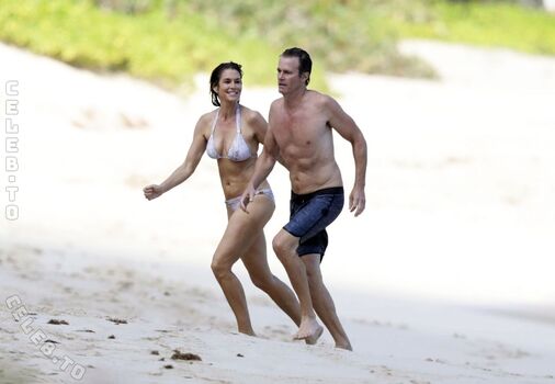 Cindy crawford leaked private photo uncensored HD quality