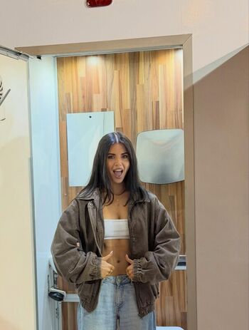 Clarissa bea leaked private photo uncensored HD quality