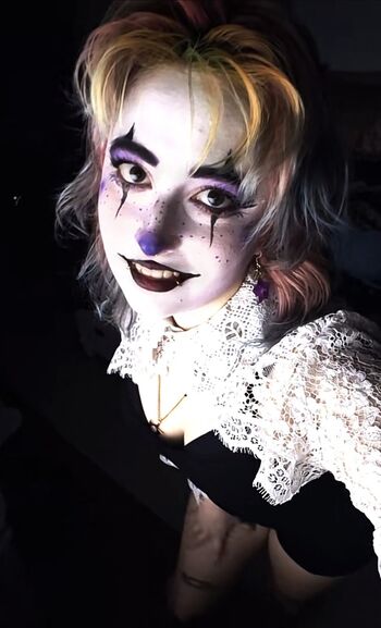 Clown girls leaked private photo uncensored HD quality