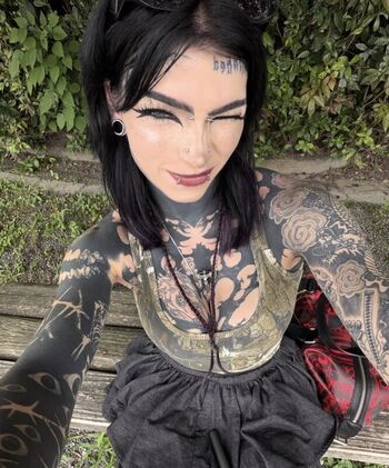 Comeovwhenursober leaked private photo uncensored HD quality