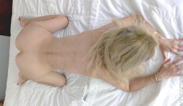 Corinuzda page leaked private photo uncensored HD quality