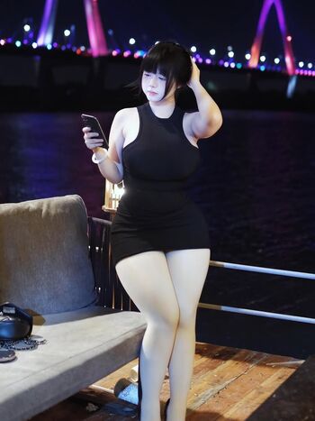 Curvy goddesses page leaked private photo uncensored HD quality