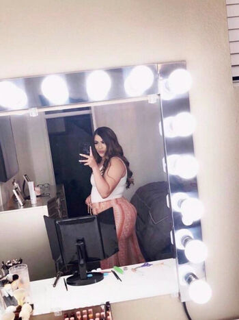 Curvy goddesses page leaked private photo uncensored HD quality