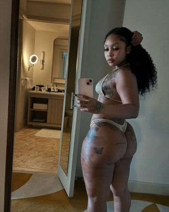 Curvy goddesses page leaked private photo uncensored HD quality