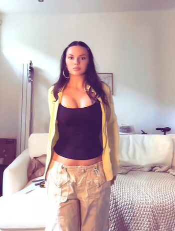 Dafne keen  page leaked private photo uncensored HD quality