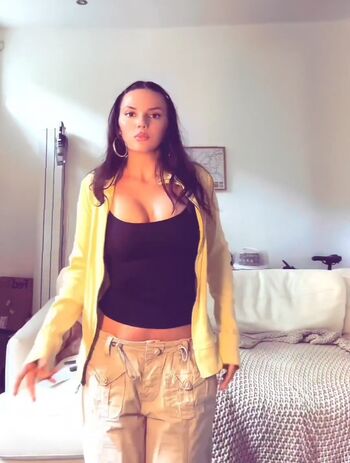 Dafne keen  page leaked private photo uncensored HD quality