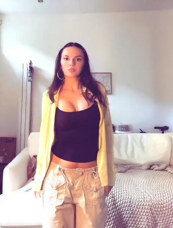 Dafne keen  page leaked private photo uncensored HD quality