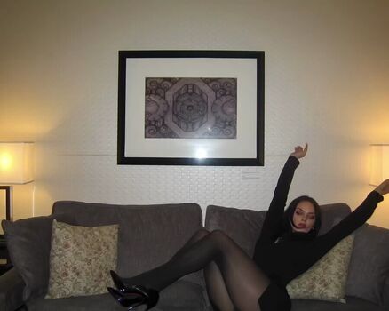 Dafne keen  page leaked private photo uncensored HD quality