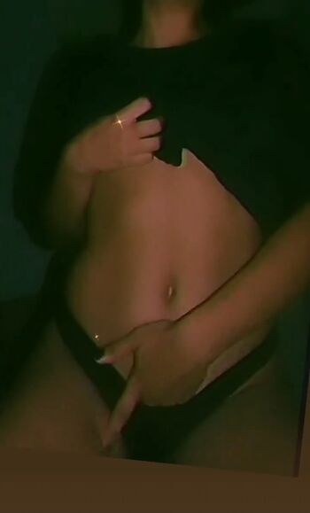 Dani bluee  page leaked private photo uncensored HD quality