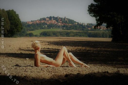 Delicious lina leaked private photo uncensored HD quality