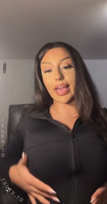 Demet leaked private photo uncensored HD quality