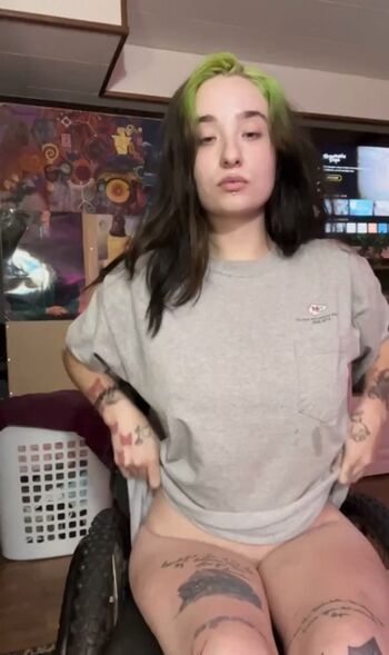 Disabled girls leaked private photo uncensored HD quality
