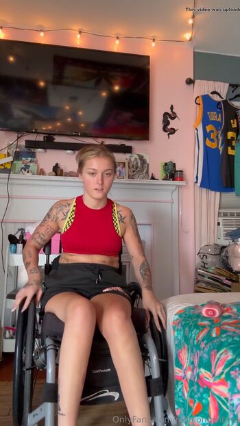 Disabled girls leaked private photo uncensored HD quality