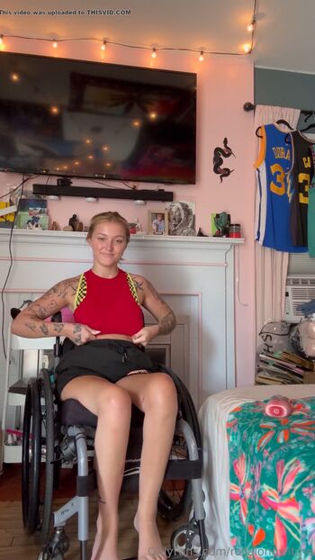 Disabled girls leaked private photo uncensored HD quality