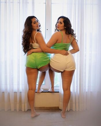 Divya mistry leaked private photo uncensored HD quality