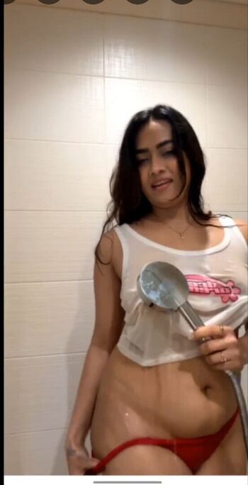 Divya mistry leaked private photo uncensored HD quality