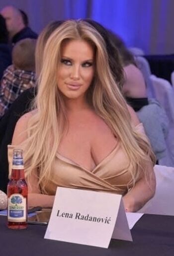 Domace matorke milf ex yu  page leaked private photo uncensored HD quality