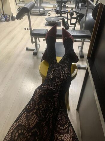 Domace matorke milf ex yu  page leaked private photo uncensored HD quality