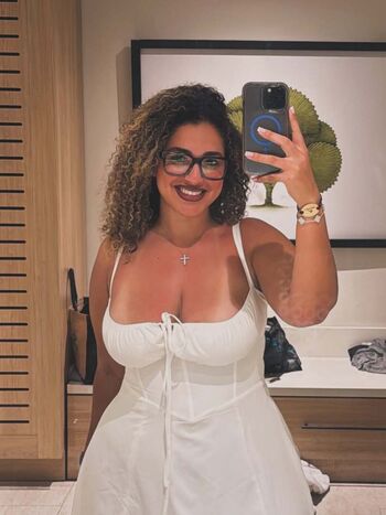 Drivewithisabella leaked private photo uncensored HD quality