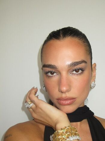 Dua lipa  page leaked private photo uncensored HD quality