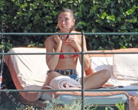Dua lipa  page leaked private photo uncensored HD quality