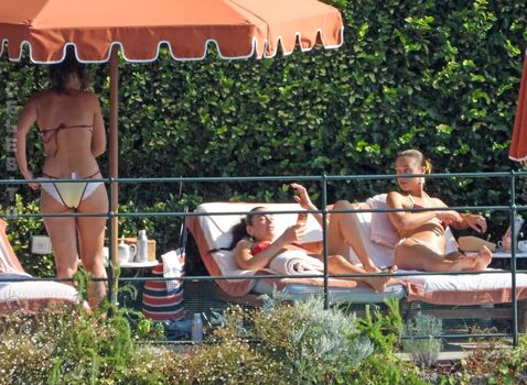 Dua lipa  page leaked private photo uncensored HD quality