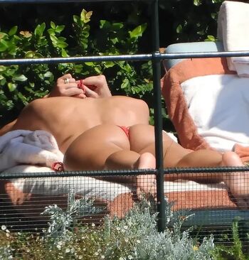 Dua lipa  page leaked private photo uncensored HD quality