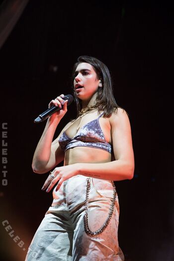 Dua lipa  page leaked private photo uncensored HD quality
