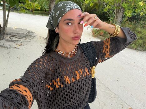 Dua lipa  page leaked private photo uncensored HD quality