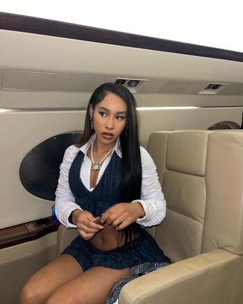 Dulcemoonvip page leaked private photo uncensored HD quality