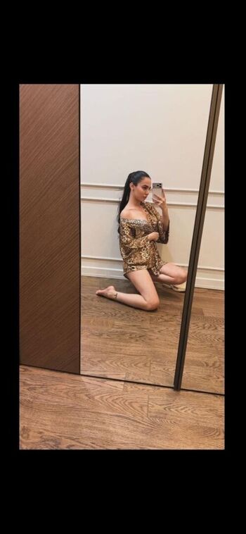 Ece ronay  page leaked private photo uncensored HD quality