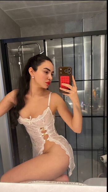 Ece ronay  page leaked private photo uncensored HD quality