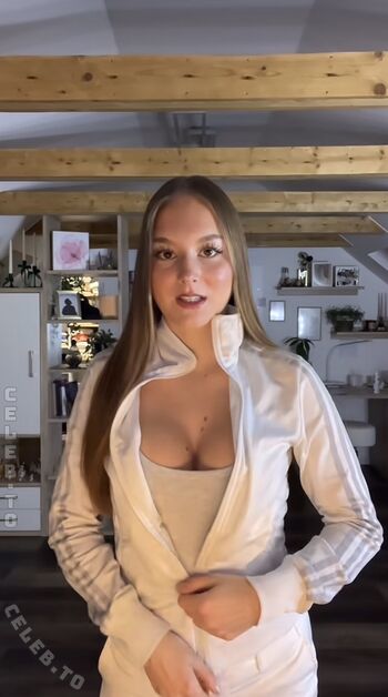 Einfachlia leaked private photo uncensored HD quality