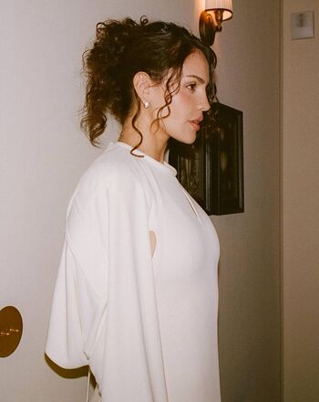 Eiza gonzalez  page leaked private photo uncensored HD quality