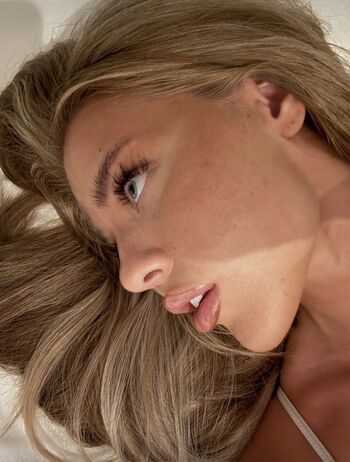 Elaine victoria leaked private photo uncensored HD quality