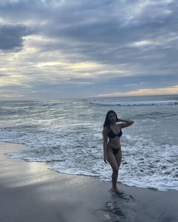 Elenyta paloma page leaked private photo uncensored HD quality