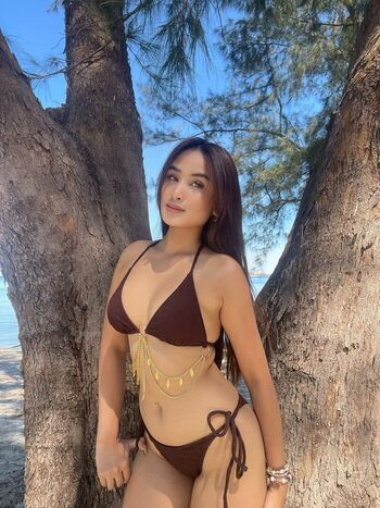 Elenyta paloma page leaked private photo uncensored HD quality