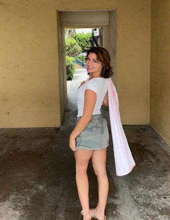 Elizzle leaked private photo uncensored HD quality
