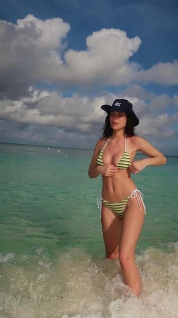 Ella mendelsohn page leaked private photo uncensored HD quality