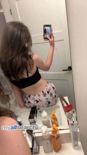 Elleoc page leaked private photo uncensored HD quality