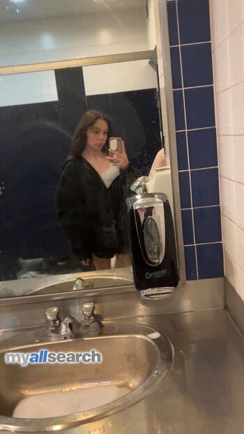Elleoc leaked private photo uncensored HD quality