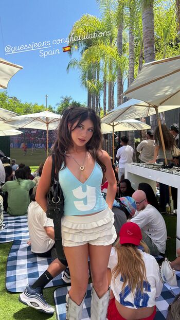 Elliana walmsley page leaked private photo uncensored HD quality