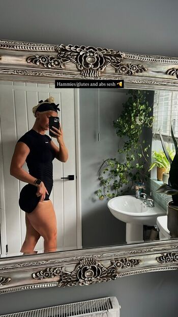 Elliemaejohnson leaked private photo uncensored HD quality