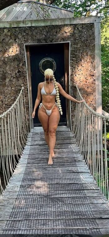 Elliemaejohnson leaked private photo uncensored HD quality