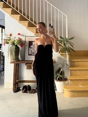Ema louise leaked private photo uncensored HD quality