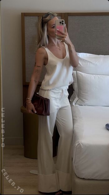 Ema louise leaked private photo uncensored HD quality